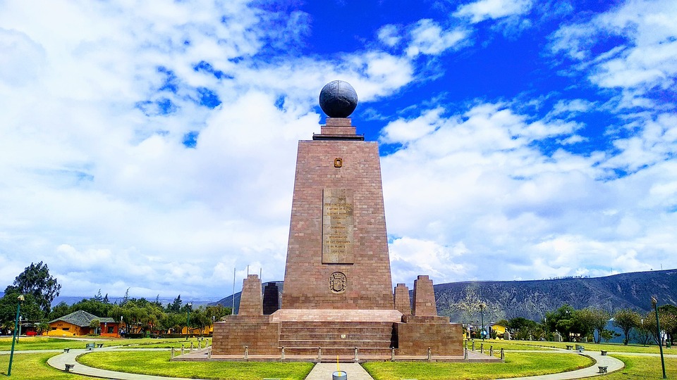 image of old quito town